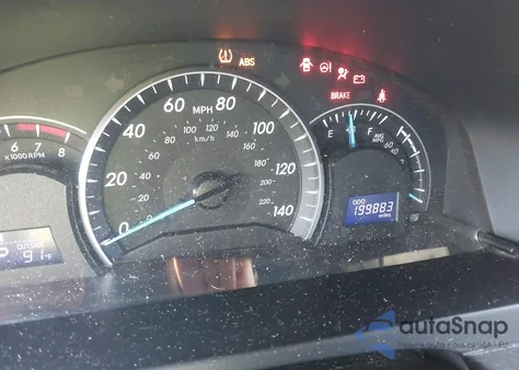 2014 Toyota Camry Le z USA, uszkodzony, nr VIN 4T1BF1FK1EU458356